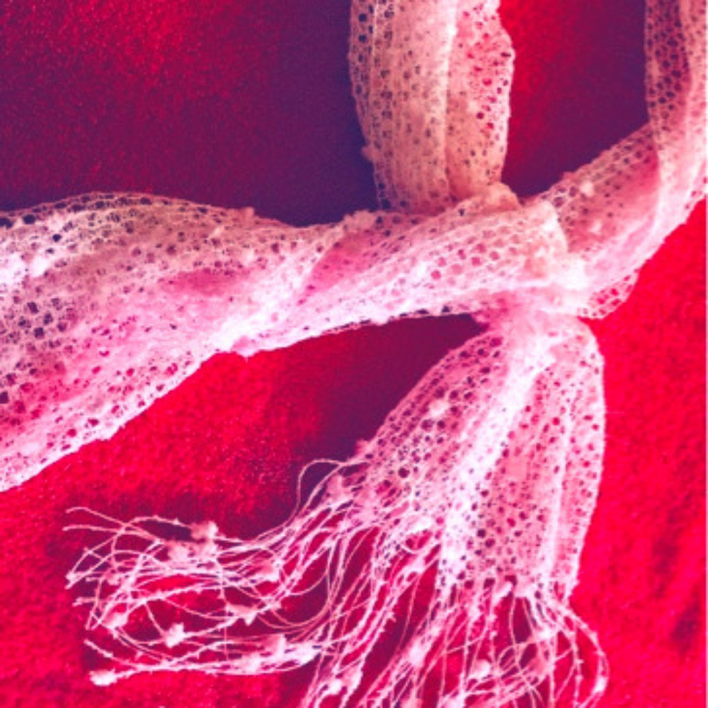 ACCESSORY SCARF PINK w/LITTLE POM-POMS & SPARKLE